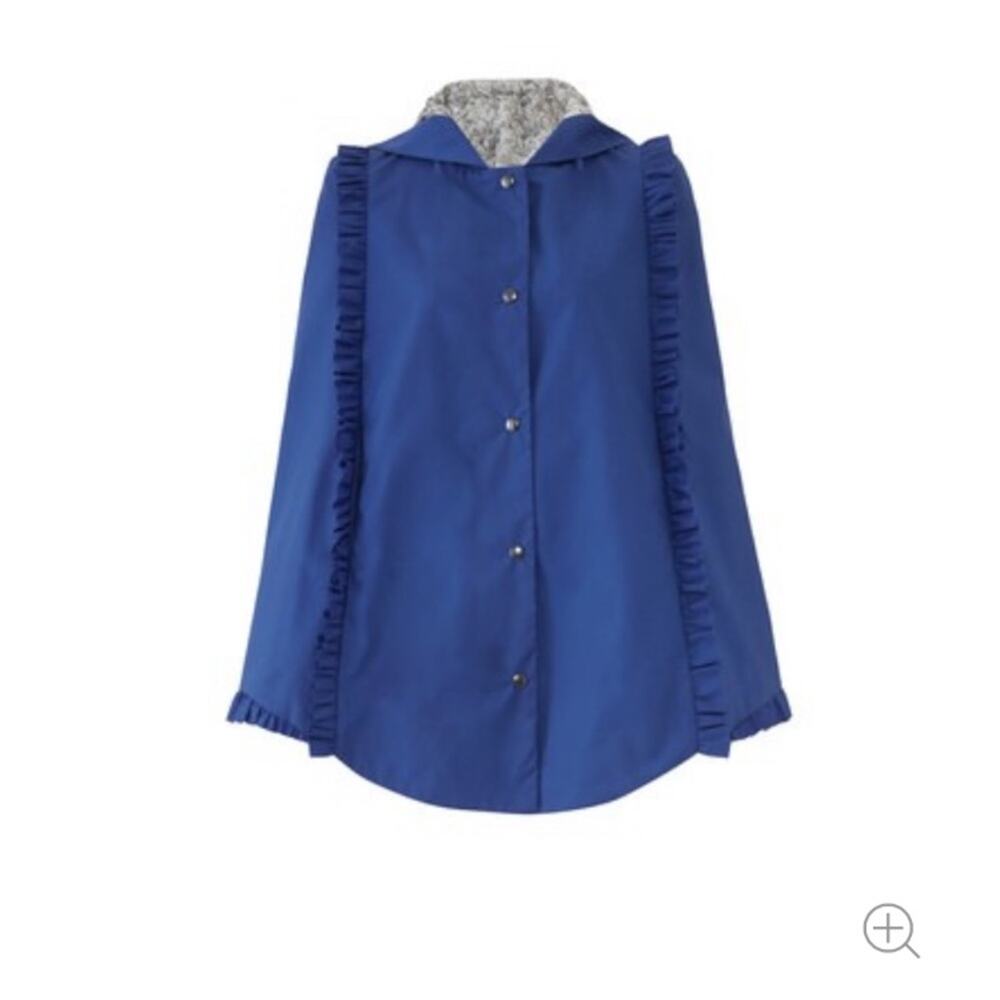 Deborah Lyons Memphis Cape Coat Rain jacket ruffle